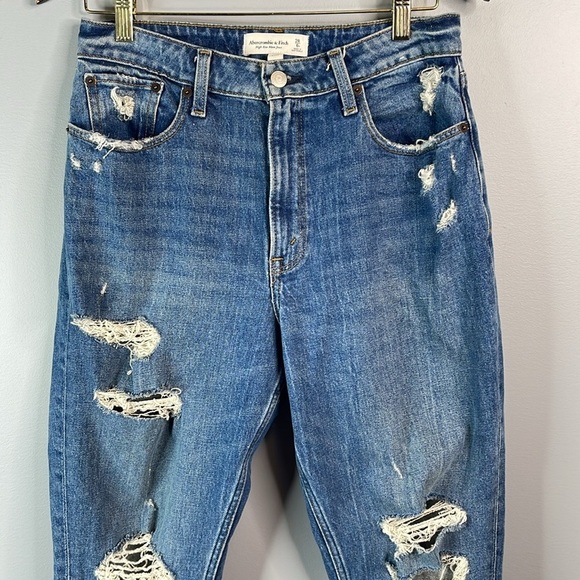 Abercrombie & Fitch Curve Love High Rise Mom Jean Blue Medium Wash Distressed 28 - Picture 3 of 11